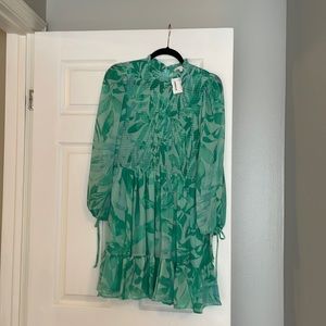Green leaf dress